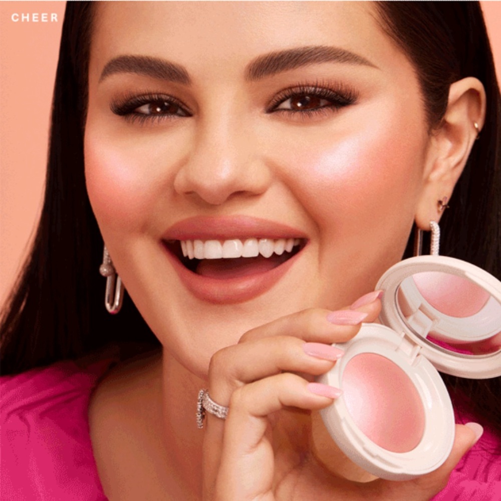 RARE BEAUTY By Selena Gomez Soft Pinch Luminous Powder Blush In Cheer